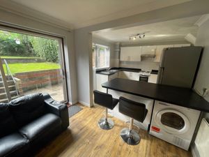 Photo 15- click for photo gallery